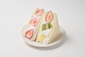 라즈베리 크림 딸기 & 후르츠 산도
